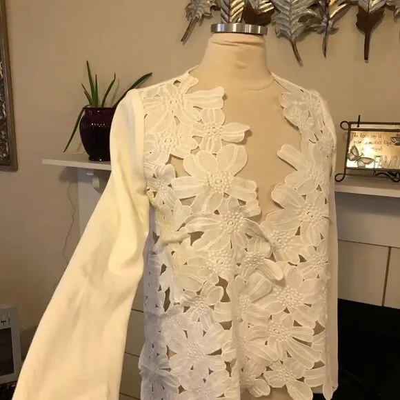 Anthropologie S Sundays in Brooklyn Floral Cutout Selina Cardigan Jacket NEW - Picture 3 of 4